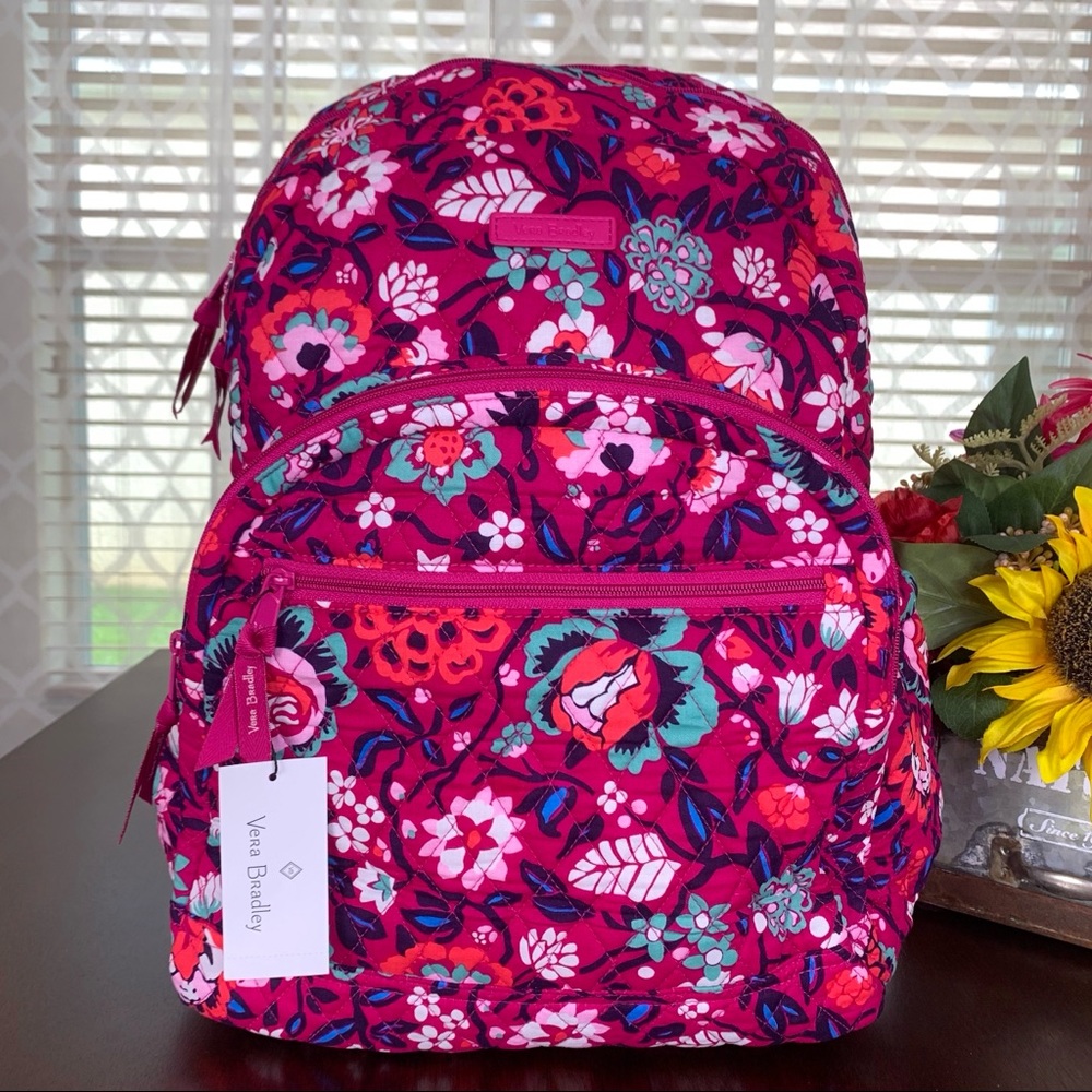 SOLD Vera Bradley Essential Backpack